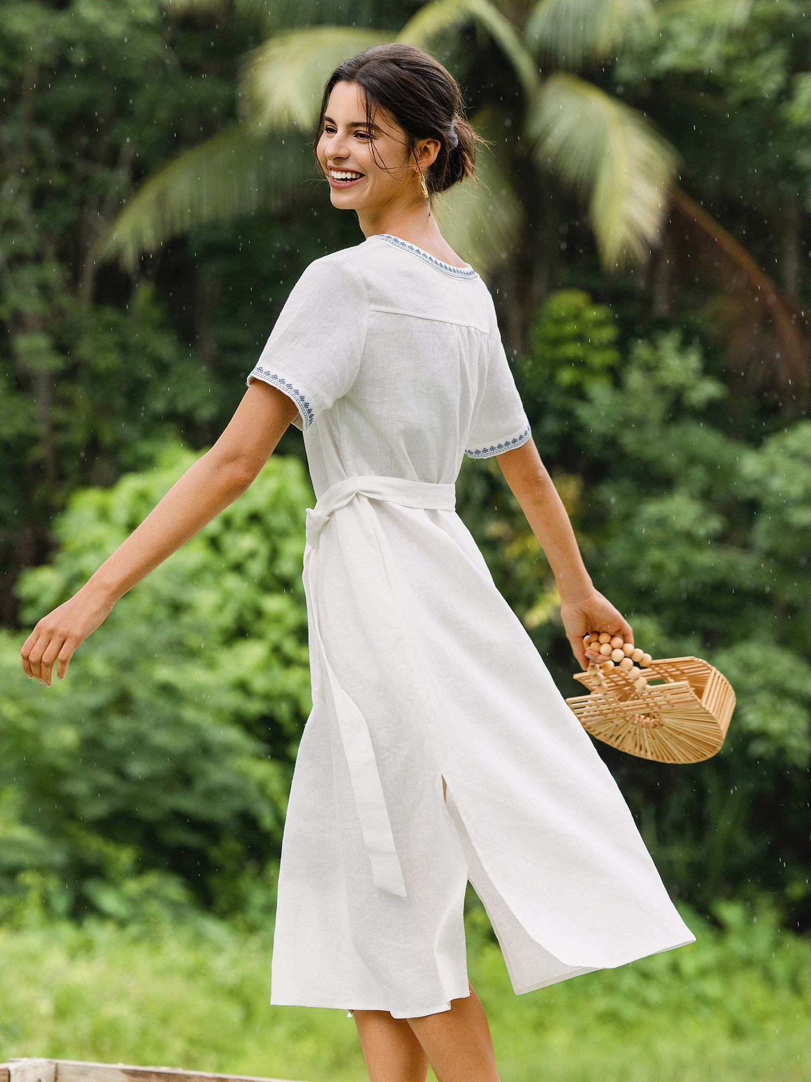 100% Leinen Besticktes V-Ausschnitt Midi-Kleid mit Gürtel FELLIS