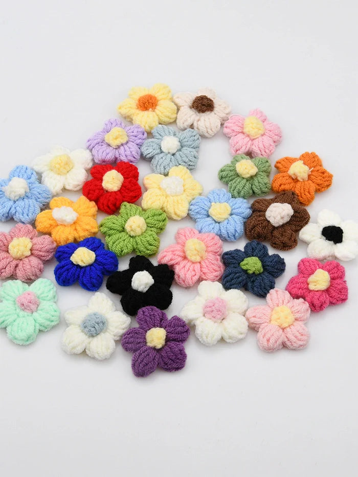 Handgeknüpfte Garnblumen