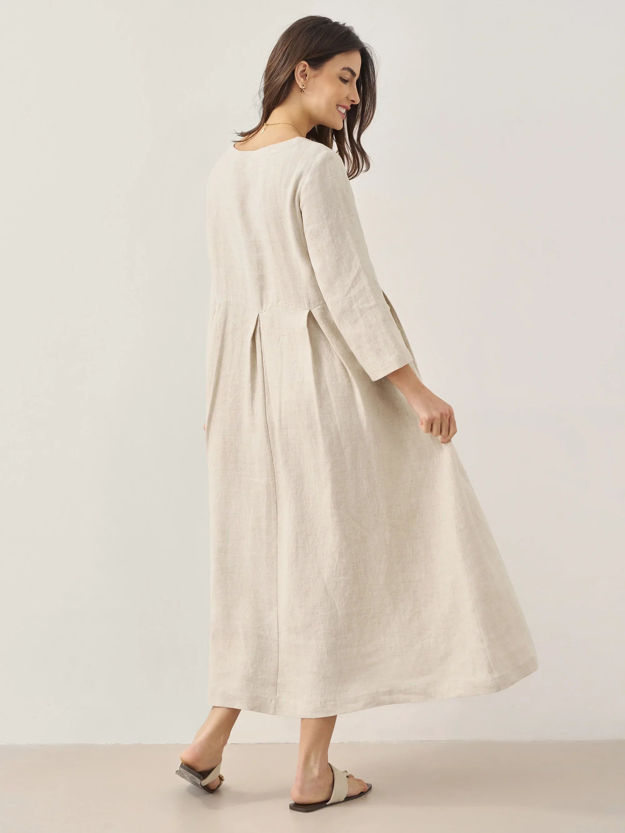 100 % Leinen Bateau-Ausschnitt Plissiertes Maxikleid ABIGAIL