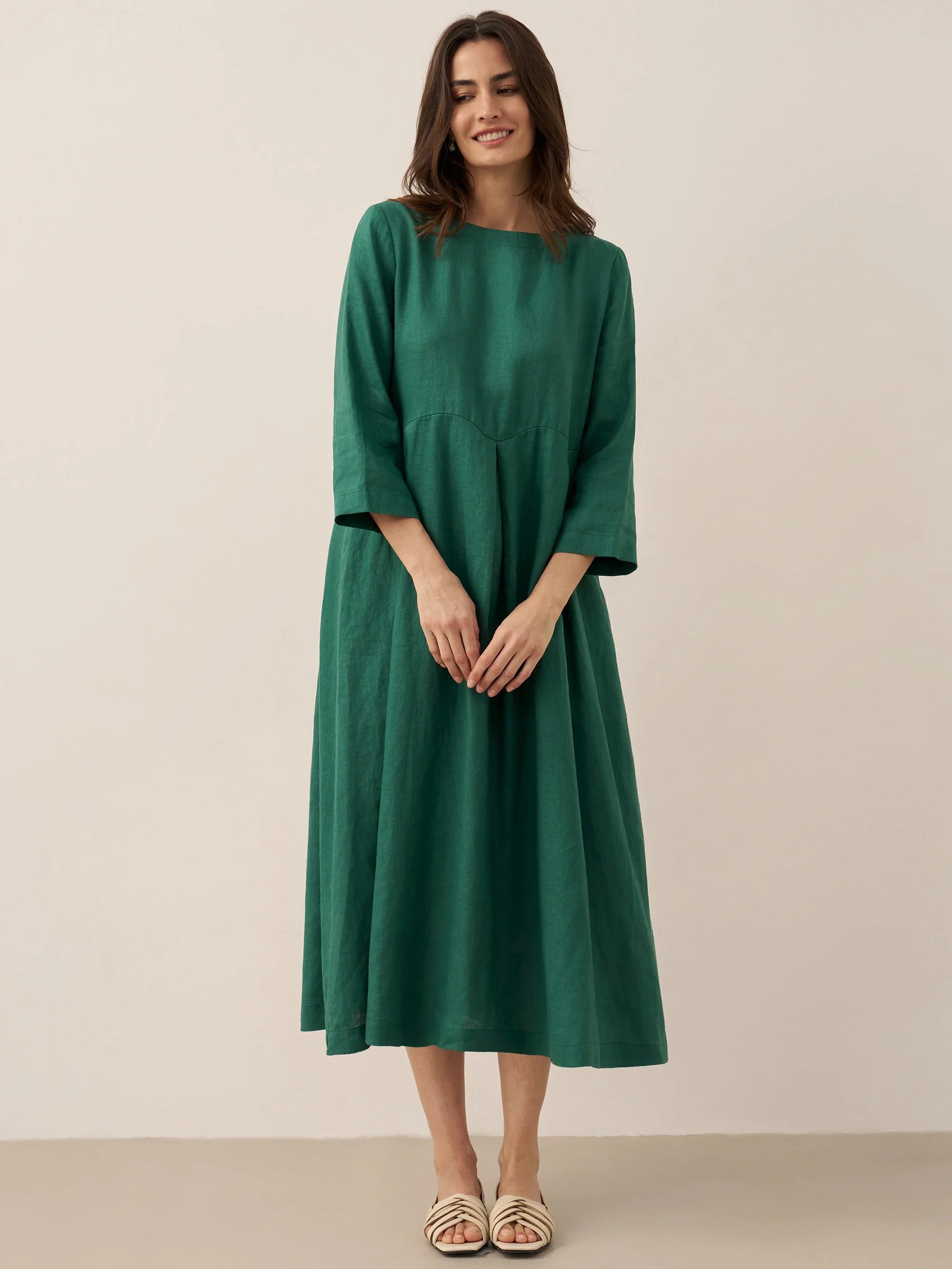 100 % Leinen Bateau-Ausschnitt Plissiertes Maxikleid ABIGAIL