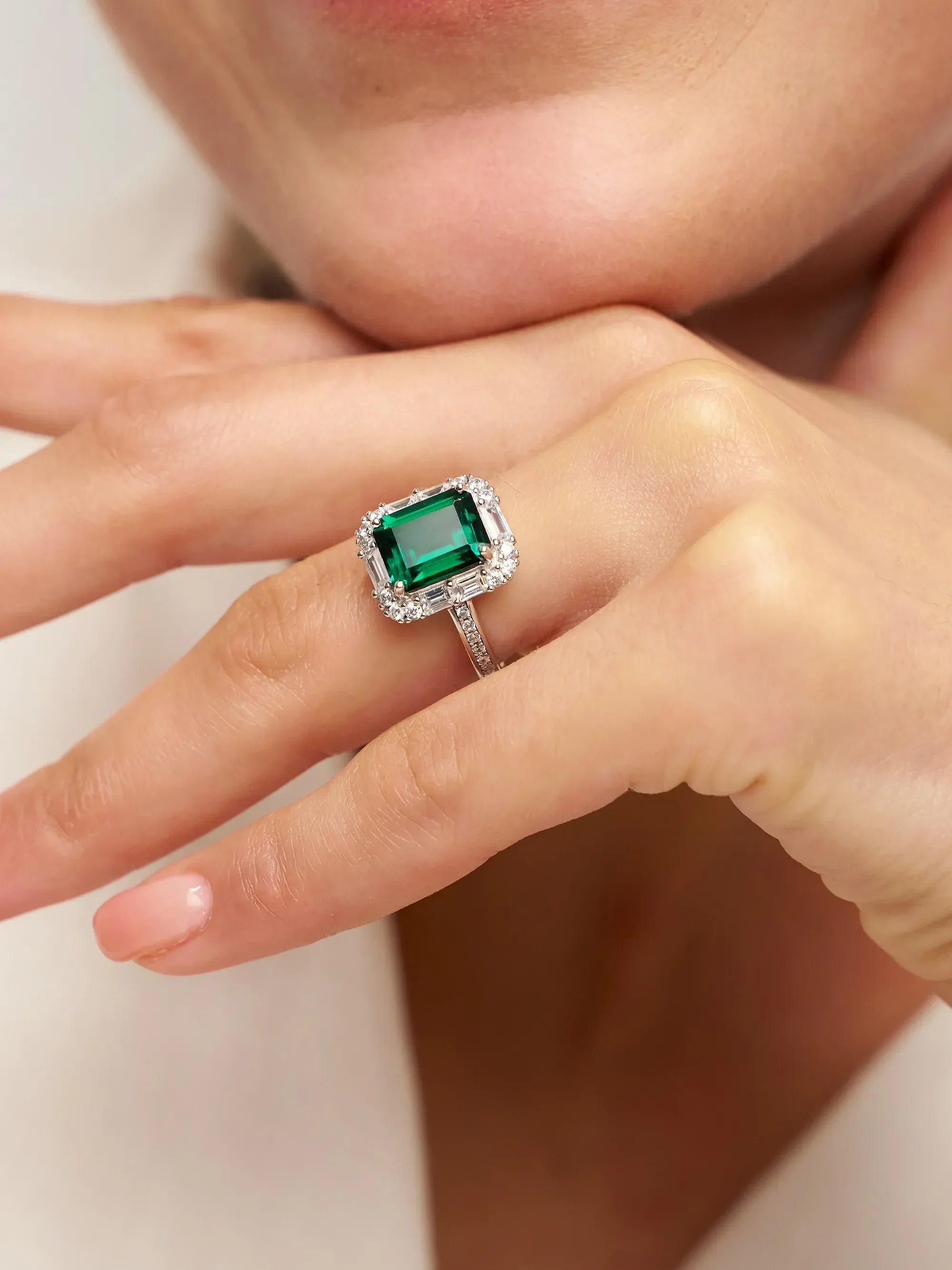 Exquisiter Smaragd-Ring - Smaragd Schatten Fee Ring